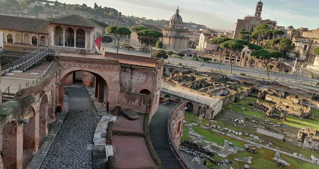 Il tratto della via Biberatica con l’Arcone (Archivio fotografico del Museo dei Fori Imperiali)