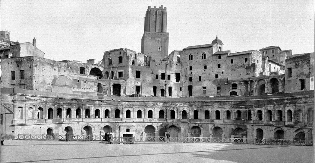 L'area archeologica centrale: piani, progetti, trasformazioni