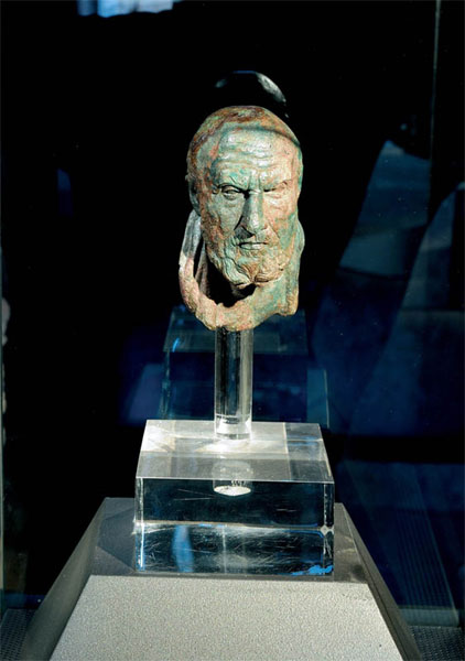 Frammento di piccolo busto maschile del filosofo Crisippo (testa)