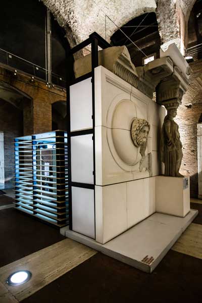 HyperColumna - Foto di Alessandro Volpi