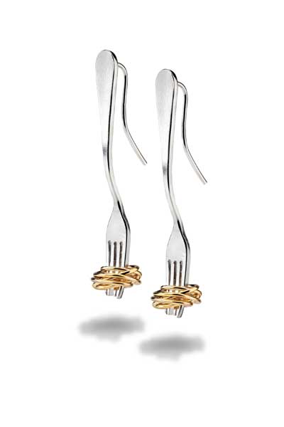 Gianni De Benedittis per futuroRemoto - Collezione 2015.  "Forchetta/Fork earrings" orecchini in argento.