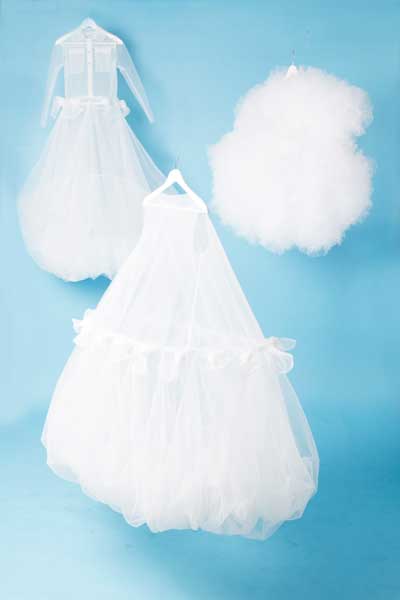 Italo Marseglia - Collezione 2015. 10 abiti “Nuvola” realizzati con 500 metri di tulle. Courtesy Italo Marseglia 