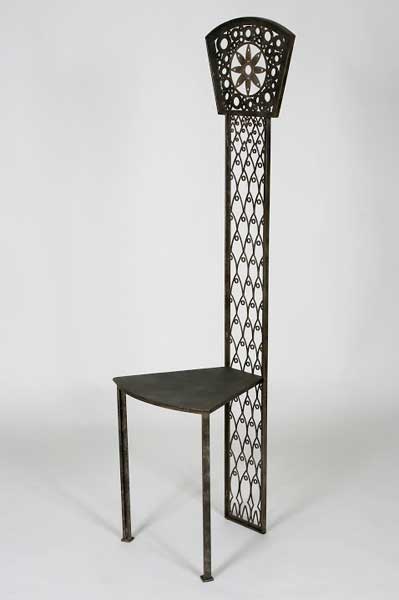 9. SEDIE. Ferro, h. 160 cm