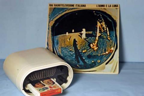 10. Lettore "Stereo 8" 10. Lettore "Stereo 8"